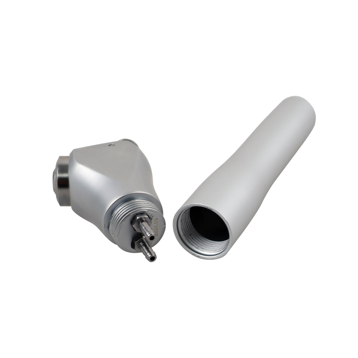 Demonstration of 360 rotatable nozzle of three way syringe